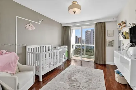 19400 Turnberry Way Aventura FL 33180