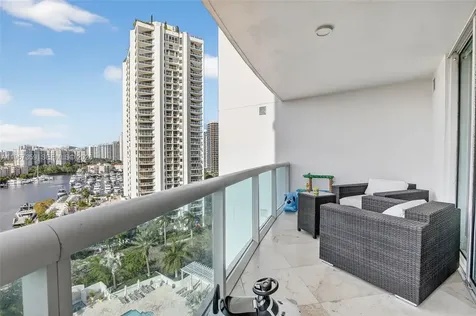 19400 Turnberry Way Aventura FL 33180