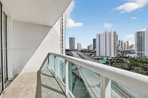19400 Turnberry Way Aventura FL 33180