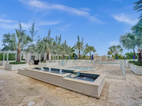 19400 Turnberry Way Aventura FL 33180
