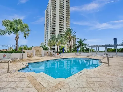 19400 Turnberry Way Aventura FL 33180