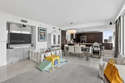 19400 Turnberry Way Aventura FL 33180
