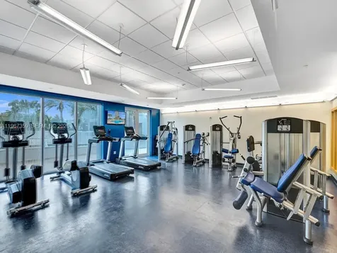 19400 Turnberry Way Aventura FL 33180