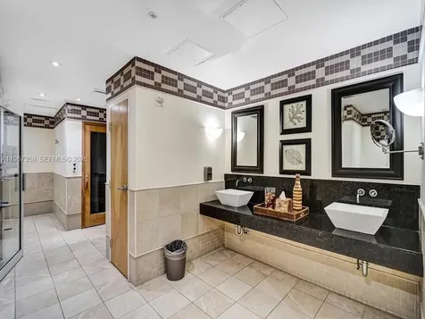 19400 Turnberry Way Aventura FL 33180