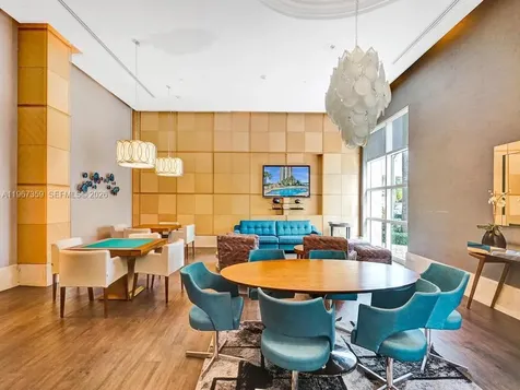 19400 Turnberry Way Aventura FL 33180