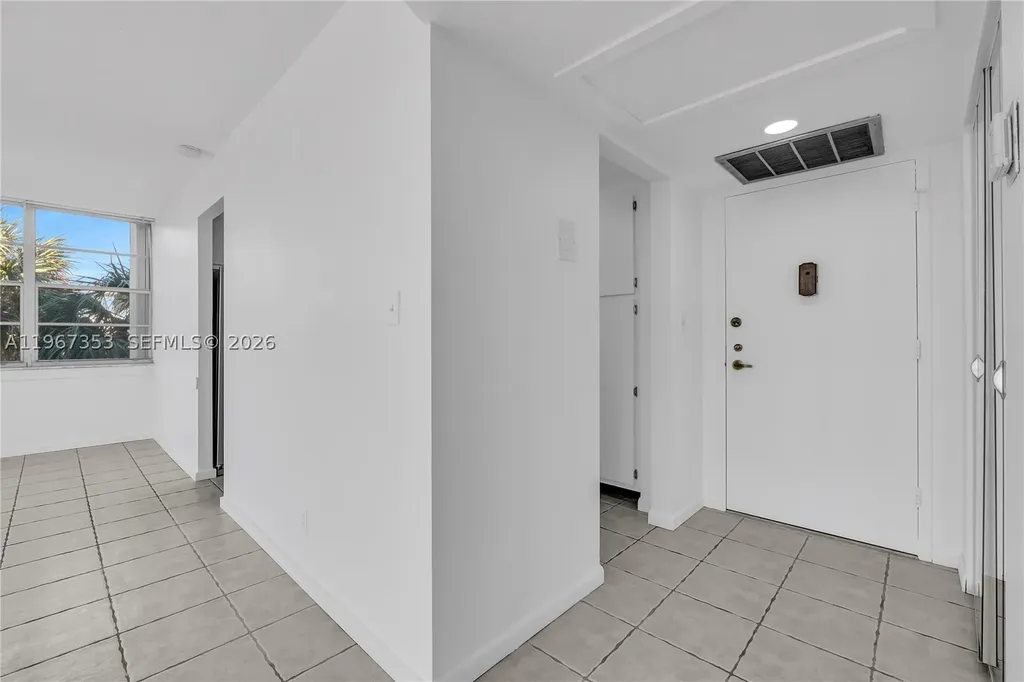 2781 Taft Street Hollywood FL 33020
