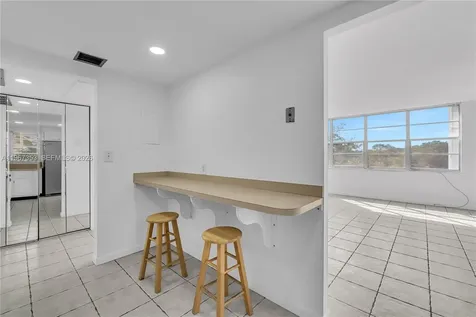 2781 Taft Street Hollywood FL 33020