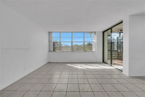 2781 Taft Street Hollywood FL 33020