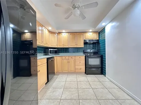 800 Parkview Drive Hallandale Beach FL 33009