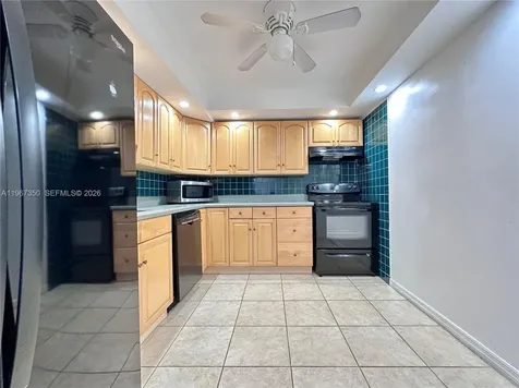 800 Parkview Drive Hallandale Beach FL 33009