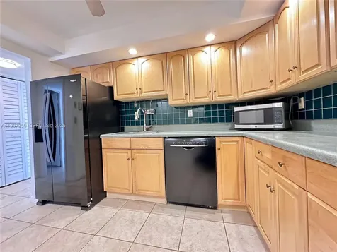 800 Parkview Drive Hallandale Beach FL 33009