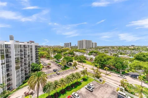 800 Parkview Drive Hallandale Beach FL 33009