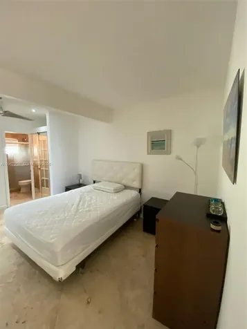 Miami Beach FL 33139