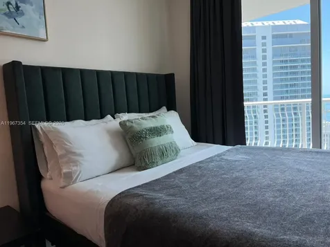 1200 Brickell Bay Drive Miami FL 33131