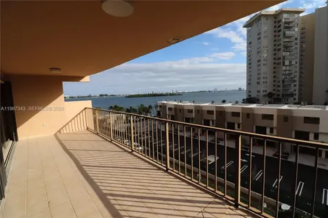 1800 NE 114th Street Miami FL 33181
