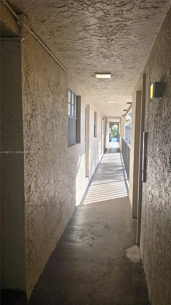 3351 NW 85th Avenue Coral Springs FL 33065