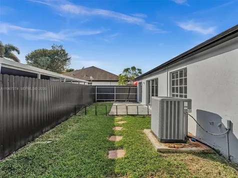 18379 SW 138th Place Miami FL 33177