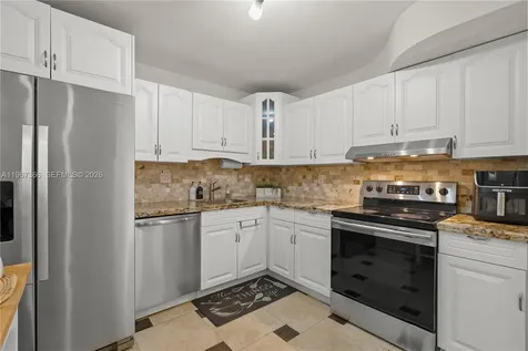 3161 S Ocean Drive Hallandale Beach FL 33009