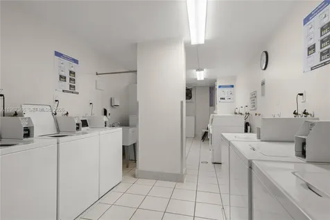 3161 S Ocean Drive Hallandale Beach FL 33009