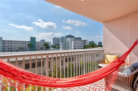 3161 S Ocean Drive Hallandale Beach FL 33009
