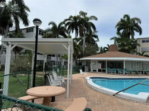 1333 E Hallandale Beach Boulevard Hallandale Beach FL 33009
