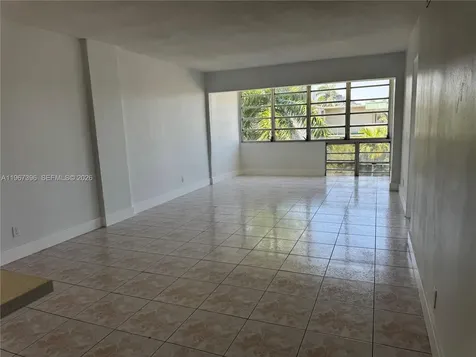 1333 E Hallandale Beach Boulevard Hallandale Beach FL 33009