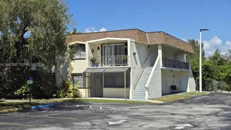 7829 Miller Drive Miami FL 33155