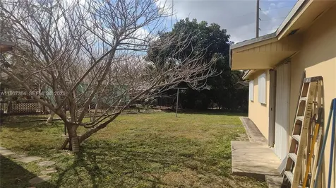 15604 SW 292nd Terrace Homestead FL 33033
