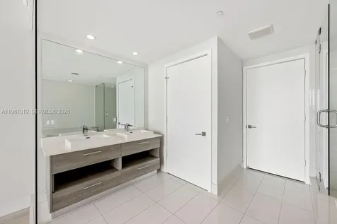 650 NE 32nd Street Miami FL 33137