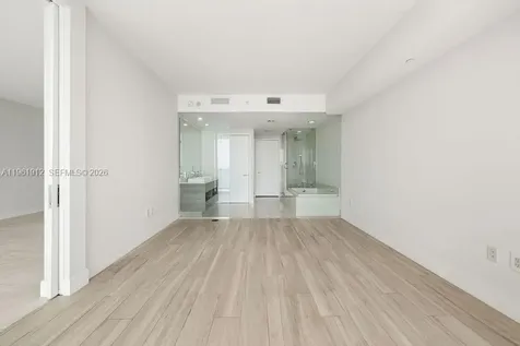 650 NE 32nd Street Miami FL 33137
