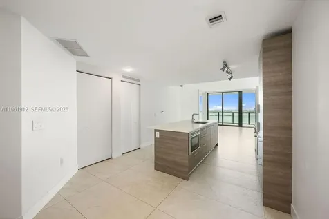 650 NE 32nd Street Miami FL 33137