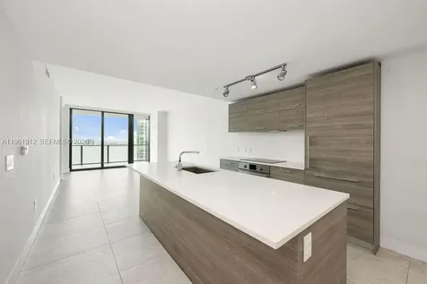 650 NE 32nd Street Miami FL 33137