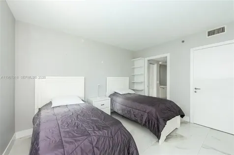 55 SE 6 Street Miami FL 33131