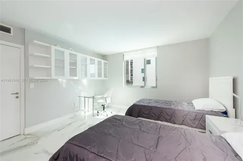 55 SE 6 Street Miami FL 33131
