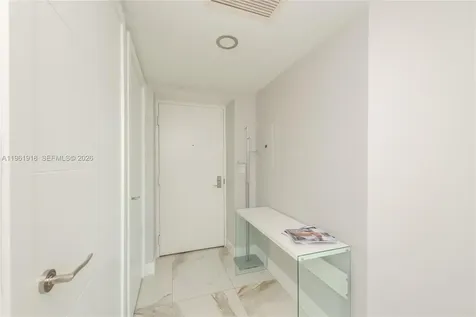 55 SE 6 Street Miami FL 33131