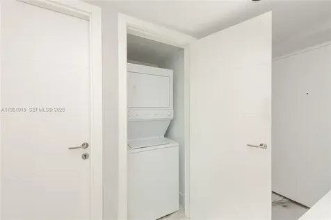55 SE 6 Street Miami FL 33131