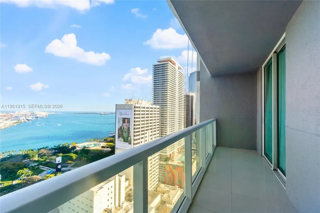 253 NE 2nd Street Miami FL 33132