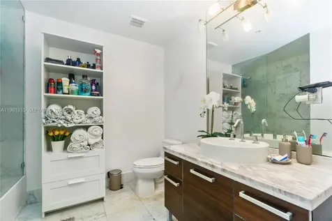 253 NE 2nd Street Miami FL 33132
