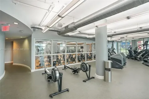 253 NE 2nd Street Miami FL 33132