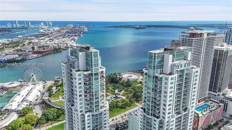 253 NE 2nd Street Miami FL 33132