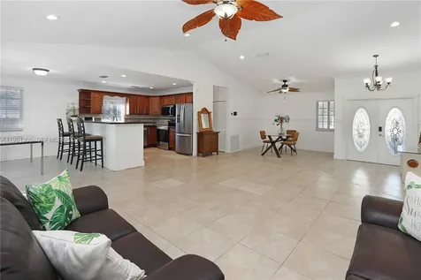 3597 SW 69th Terrace Miramar FL 33023
