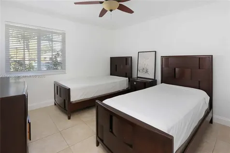 3597 SW 69th Terrace Miramar FL 33023