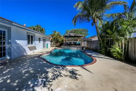 3597 SW 69th Terrace Miramar FL 33023