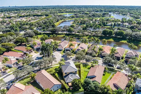 1280 Majesty Terrace Weston FL 33327