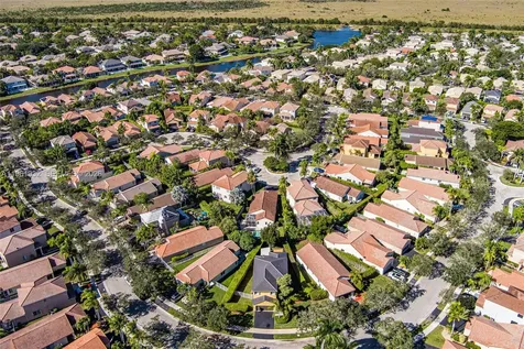 1280 Majesty Terrace Weston FL 33327