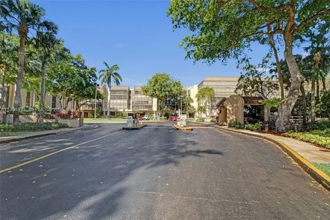 2814 N 46th Avenue Hollywood FL 33021