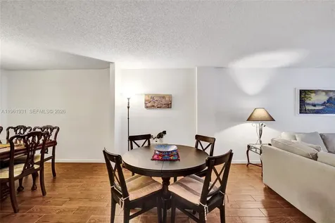 2814 N 46th Avenue Hollywood FL 33021