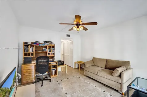 2814 N 46th Avenue Hollywood FL 33021