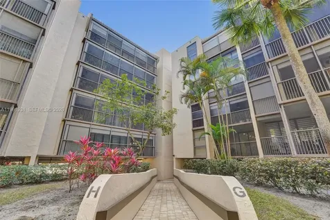2814 N 46th Avenue Hollywood FL 33021