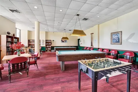 2814 N 46th Avenue Hollywood FL 33021